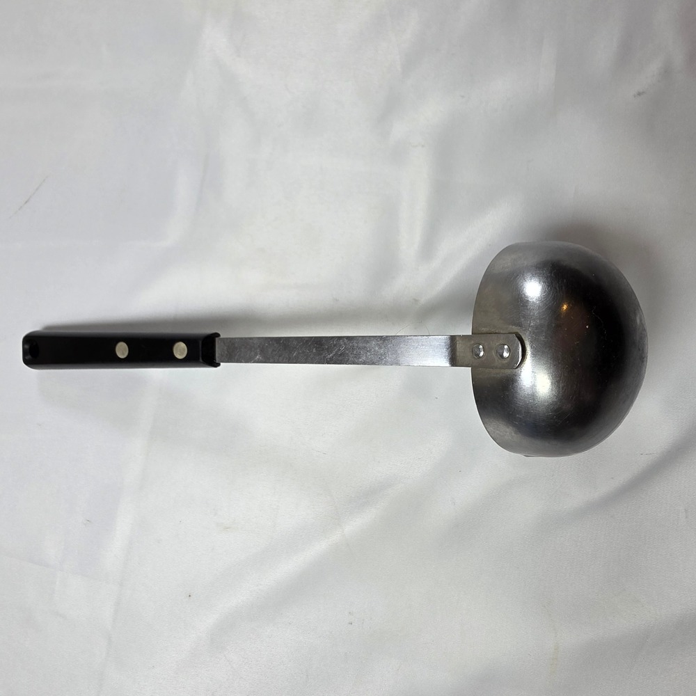 Ekco Forge Stainless Steel Ladle Black Handle Pour Spout Vintage USA Made - Picture 3 of 3